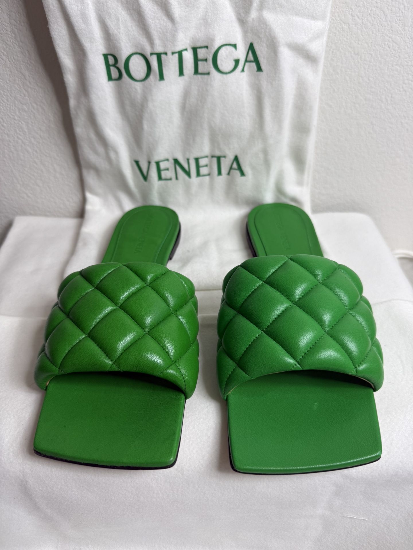 Brand New Bottega Slide Sandals Size 6.5