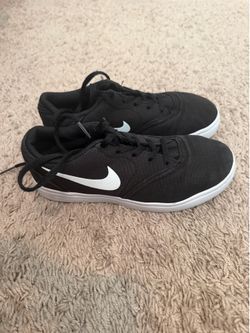 Boys Nikes- Size 2