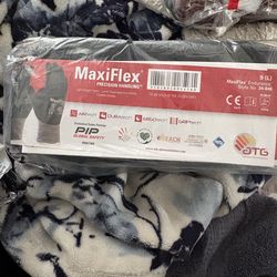 MaxiFlex Gloves