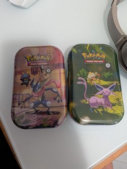 2 Pokemon 30th mini tins