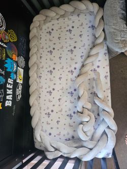 Braid cushion for crib