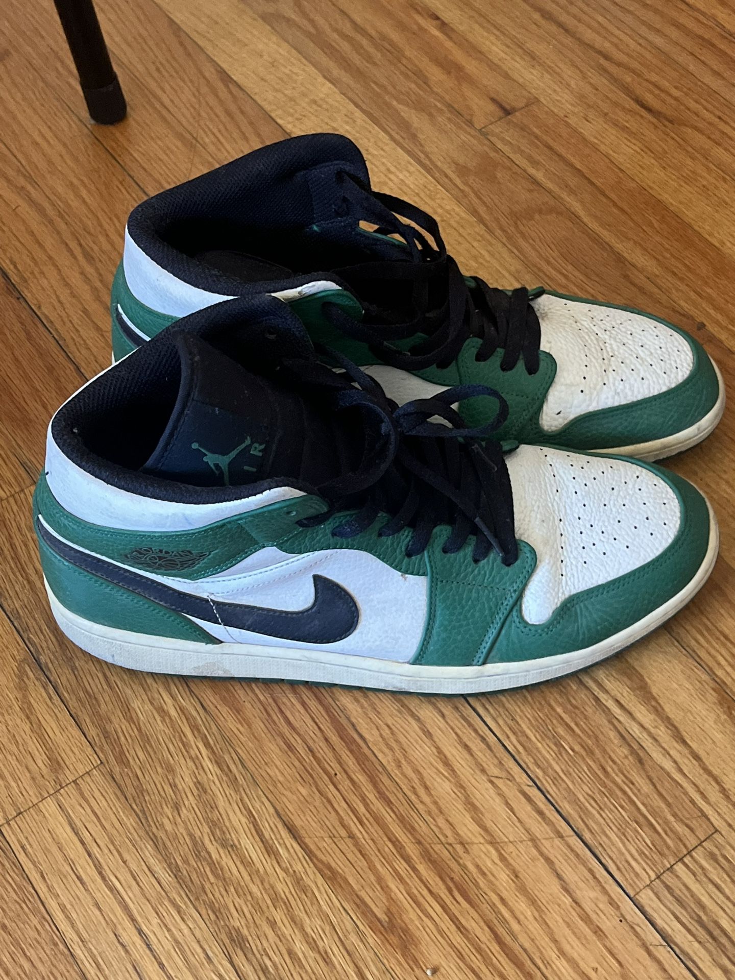 Air Jordan 1s SZ -13
