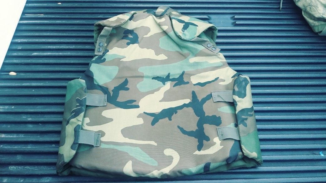 US Army/USMC PASGT Vest Size Large