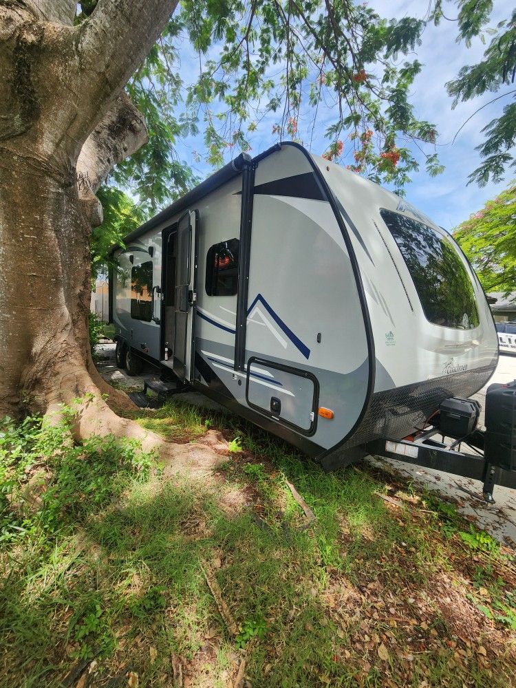 2020 Coachmen Apex Ultra Lite