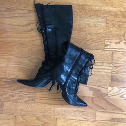 black leather boots size 6 and a half