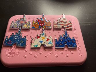 Disneyland Pin castles