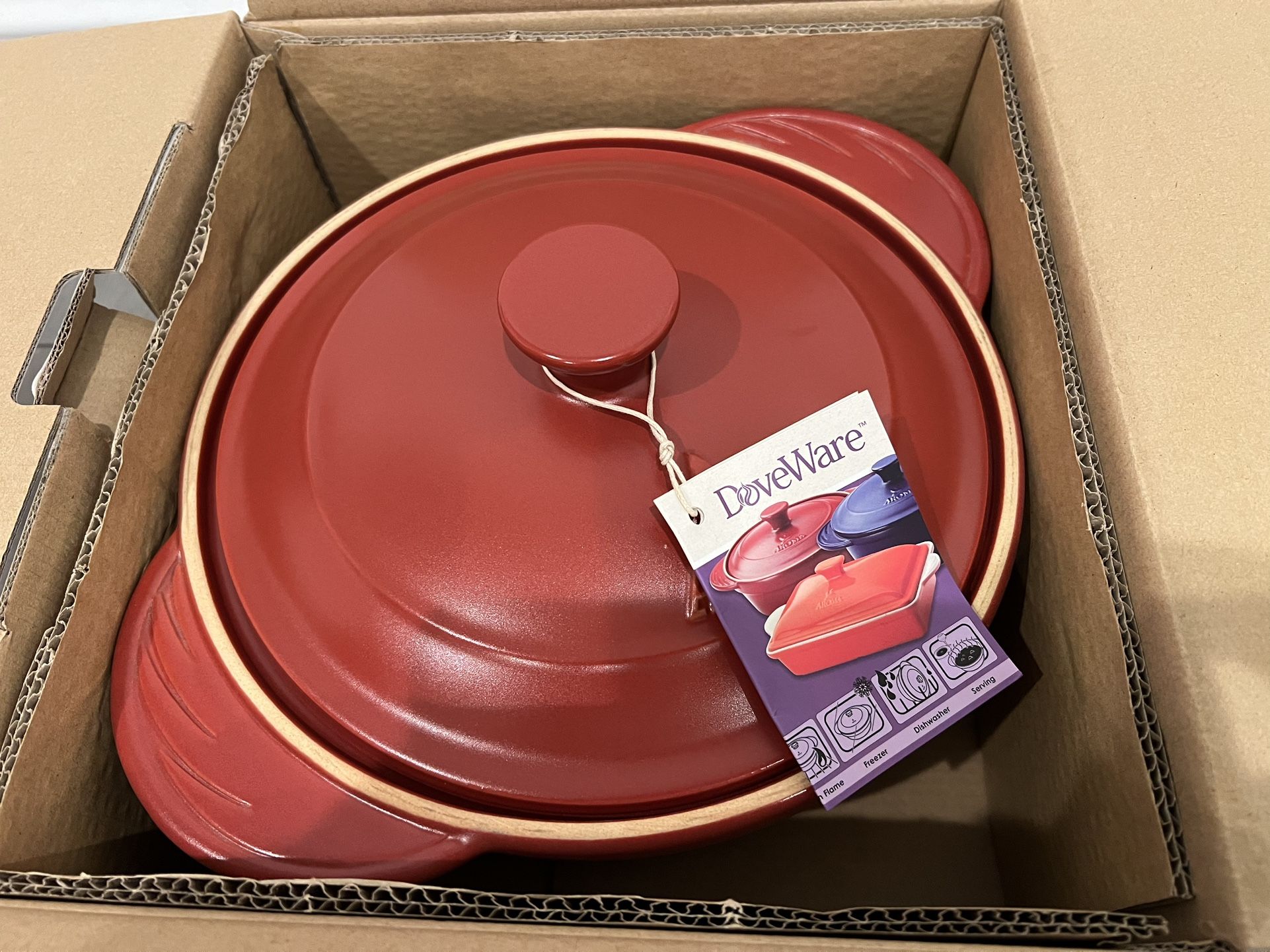 Brand New In Box Hot Red Stew Pot, 3.5 Quarts, Perfect For Your Thanksgiving, Winter Holiday, Thermal Shock Resistant, With Lid