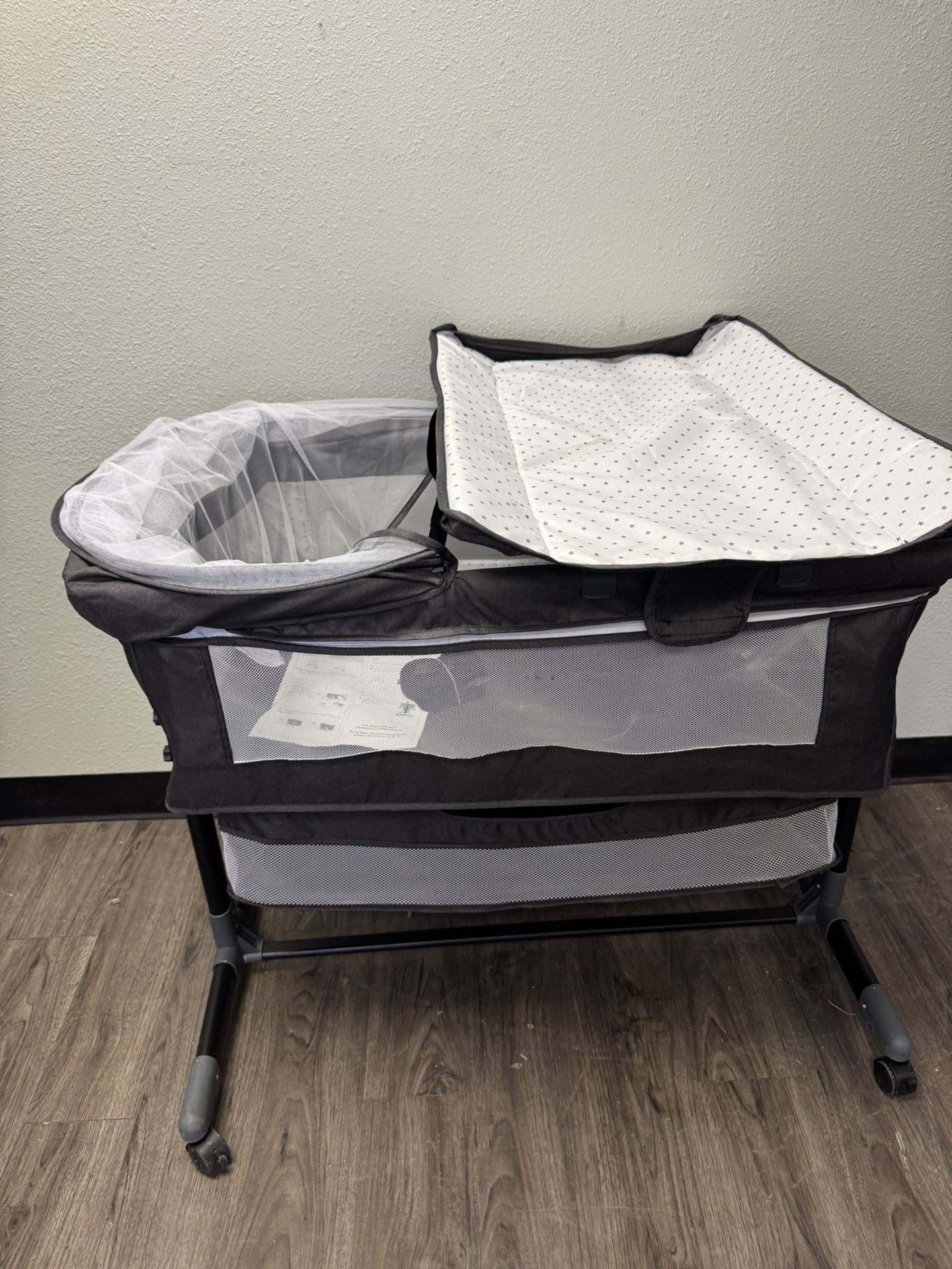 Changing Table Bassinet TRADE