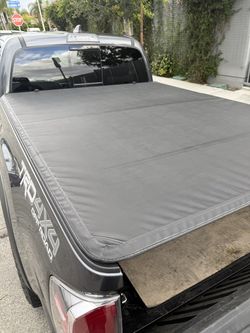 Tacoma bed Cover