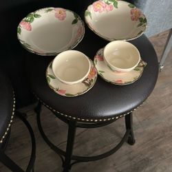 Dishes, antique