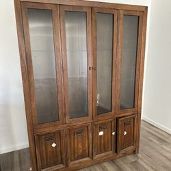 Display Armoire 