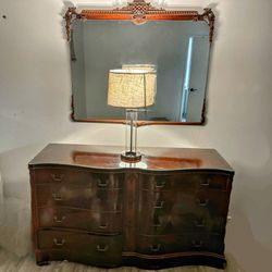 Vintage 8-Drawer Dresser With Matching Mirror Set