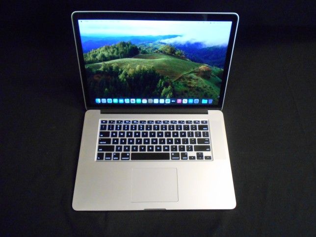Macbook Pro 15 Inch Retina i7 16gb Ram Sonoma