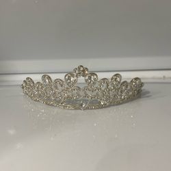 Tiara Front Piece