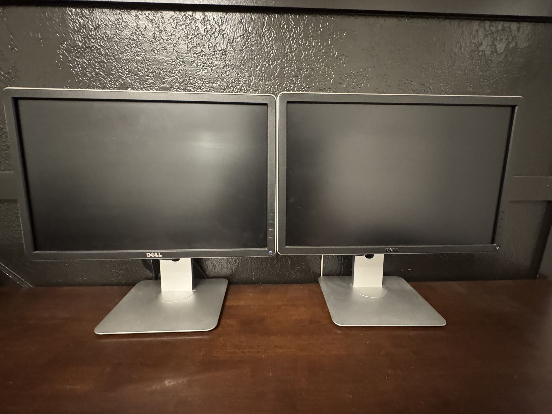 2 X Dell P2016t/b 20" HD Widescreen LED LCD Monitor