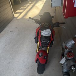 Honda Grom Red 