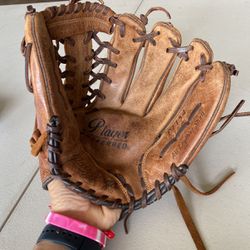 Rawlings Baseball Glove/Mitt $25 11 1/2 