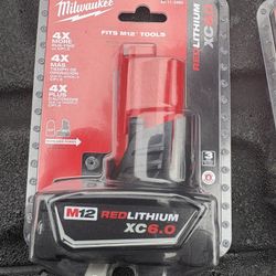 M 12 red lithium XC 6.0 Milwaukee battery