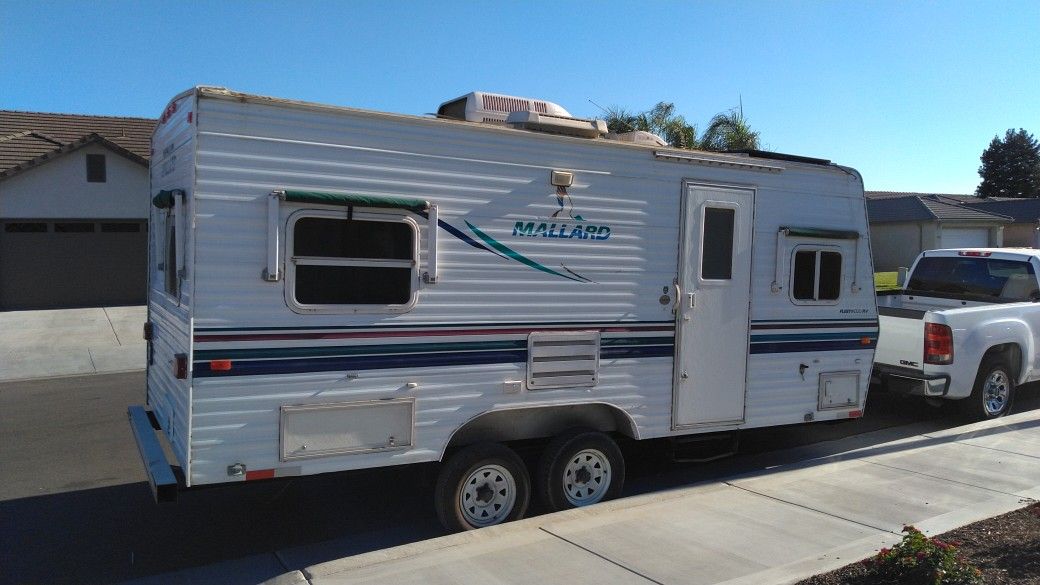 20 ft mallard travel trailer