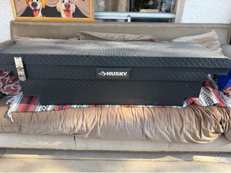 Husky truck bed tool box(61INCHES LONG)