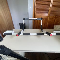 Pull Up Bar