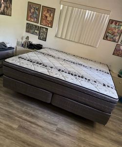 NEW MATTRESS KING PILLOW TOP WITH BOX SPRING - SET 2 PCS