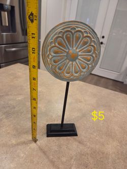 Metal decor
