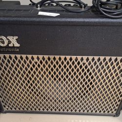 VOX GUITAR AMP VALVETRONIX AD50V