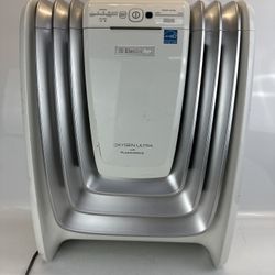 Electrolux EL500AZ Oxygen Ultra HEPA PlasmaWave Air Cleaner With Remote