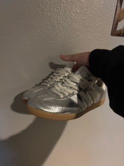 Addias Sambas