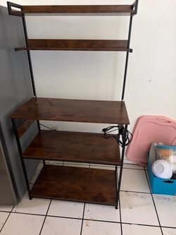 Organizing microwave and dinner table