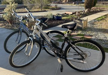 GIANT Sedona DX 17” & Sedona 14”bicycles