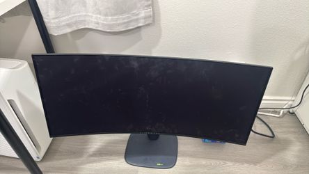 Alienware 34 240Hz QD-OLED Gaming Monitor