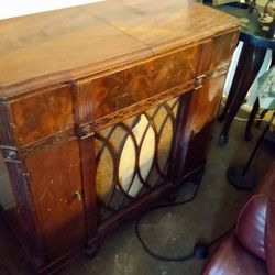 1940 General Electric Phonograph Stereo Combo  Moghany Cabinet