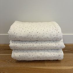 3 Modern Black and White Dotted Baby Playmats