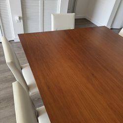 Luxury Dining Table & Chairs by Steven G – Designer Set