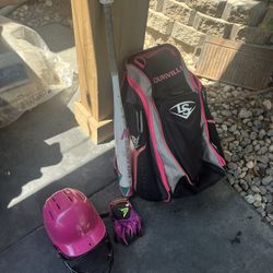 Softball Bag/ Bat/helmet 