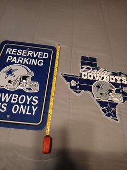 Dallas Cowboys Collectibles Excellent Condition