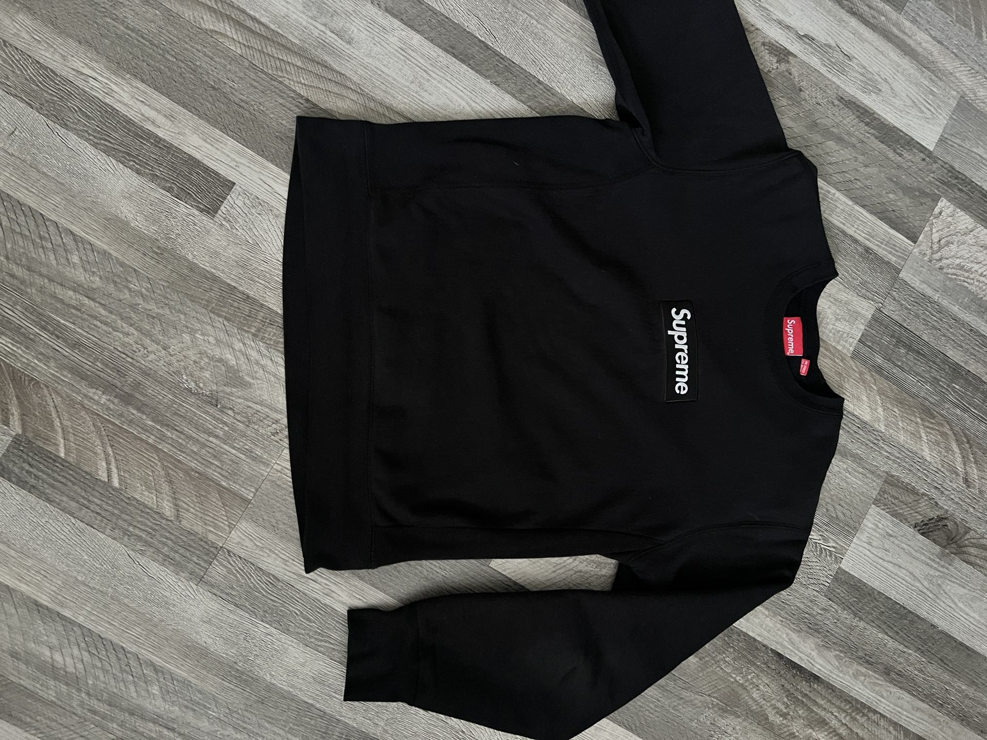 Supreme Pull Over