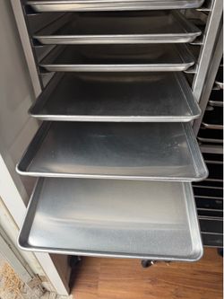 24 full size aluminium baking sheet, new