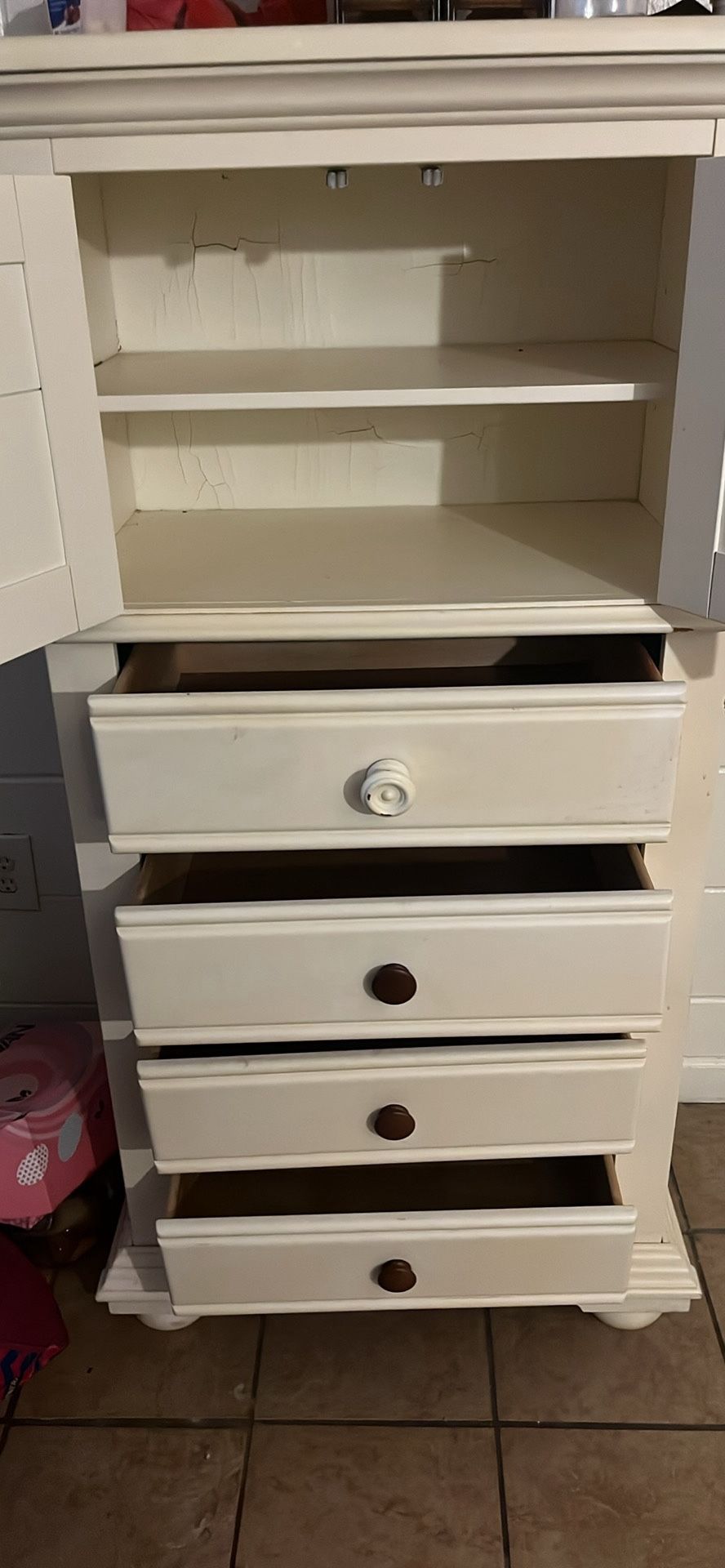 Solid White Wooden Dresser! Very Heavy