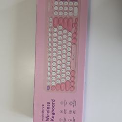 Maple Story 20th Anniversery Commerative Keyboard