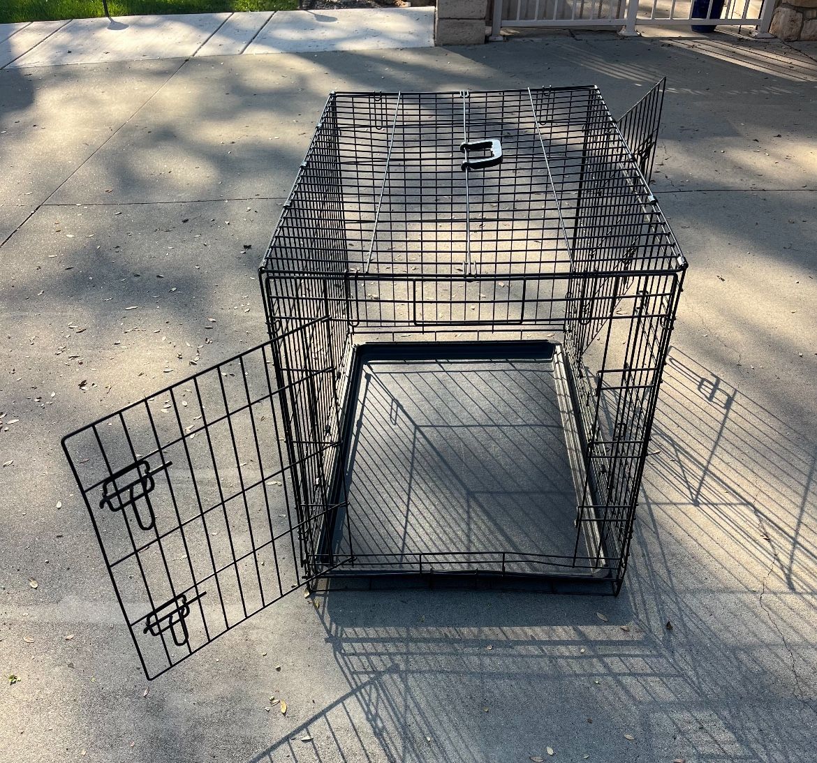 2 Door Metal Crate For Medium Dog
