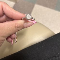 Jeulia silver wedding band