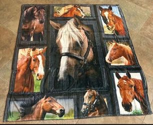 New Beautiful Horse Theme Blanket. White Sherpa Back. Very nice quality