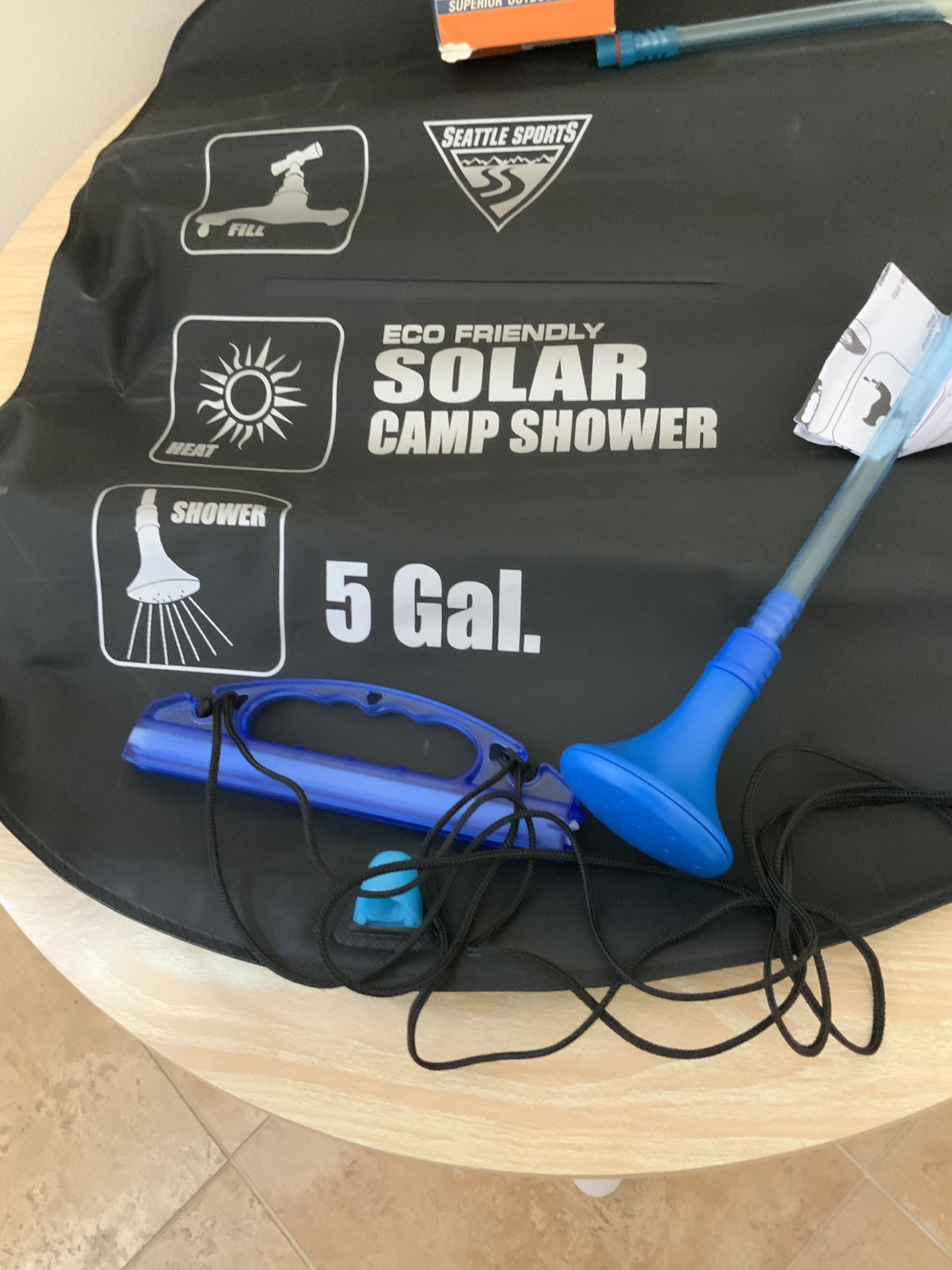 New, never used, open box. Outdoor Solar camp outdoors camping, boating, hunting portable shower. 5 gallons.