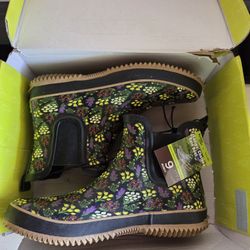 Ladies Chelsea Rain Boots Size 9 New