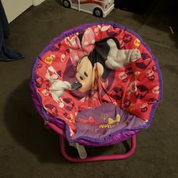 Minnies little chair