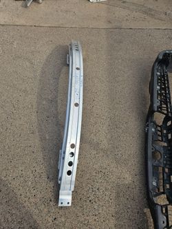Honda Odyssey front rebar oem