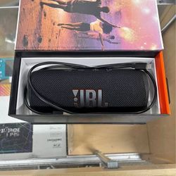 JBL Flip 6